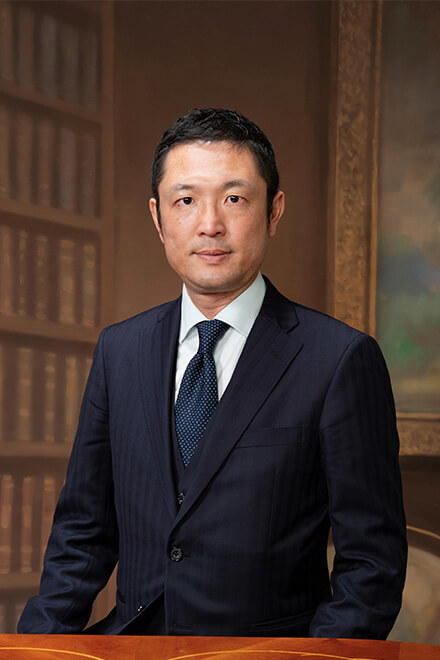 シニアパートナー弁護士　安藤 亮